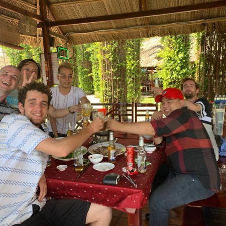 Dola Hostel Ho Chi Minh City Bagian luar foto