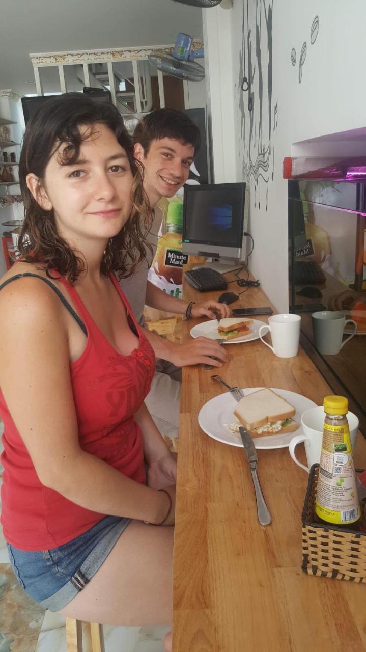 Dola Hostel Ho Chi Minh City Bagian luar foto